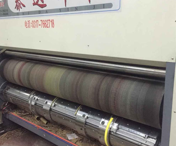 紙箱設備（bèi）